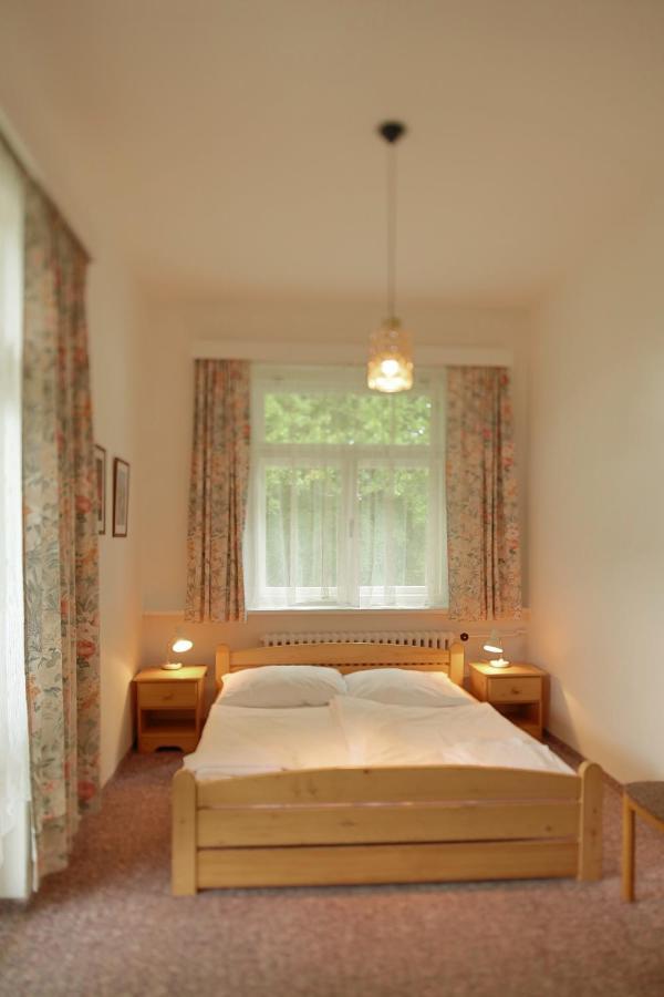 Sola Gratia Hotel Bystrice pod Hostynem Luaran gambar